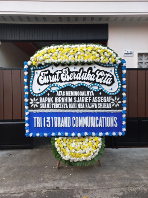 Papan Bunga Duka di Eragayam